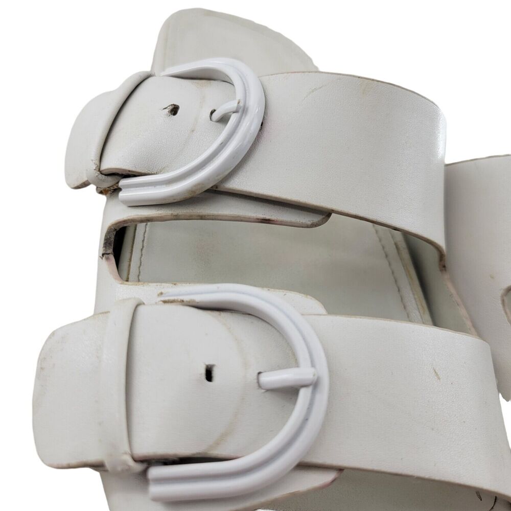 Marc Fisher Women's Kristane White Slip On Sandals Size 8 Buckles Adjustable - Picture 4 of 12